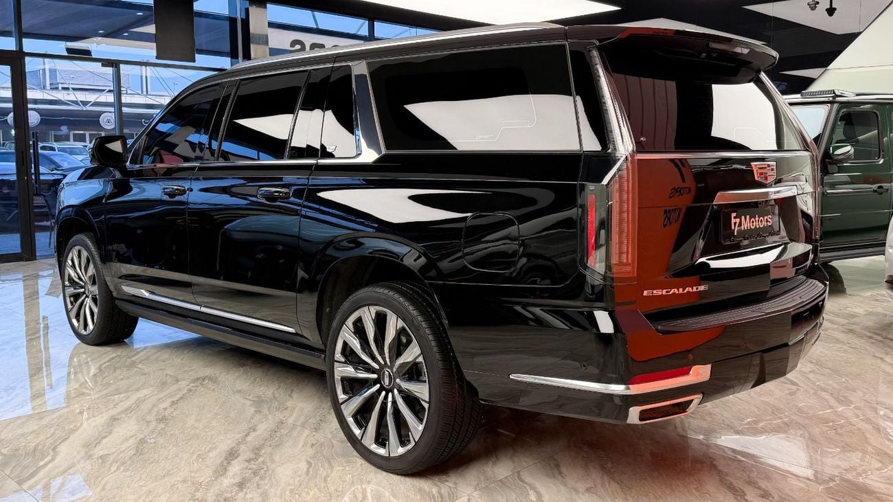 كاديلاك إسكالاد Cadillac Escalade 600 - 6 Seats - 2025