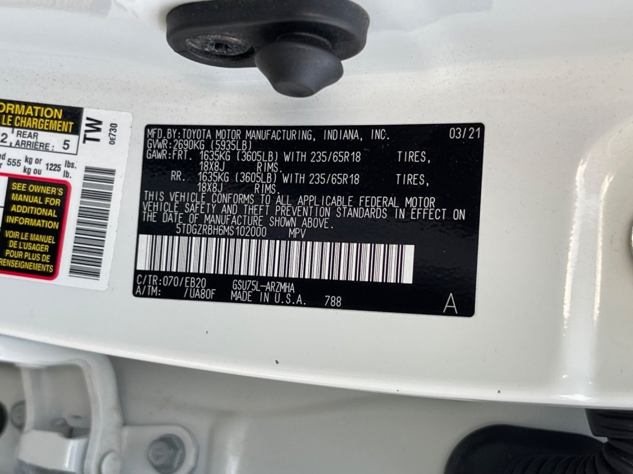 Toyota Highlander 2021 TOYOTA HIGHLANDER XLE 4x4 FULL OPTIONS IMPORTED FROM USA