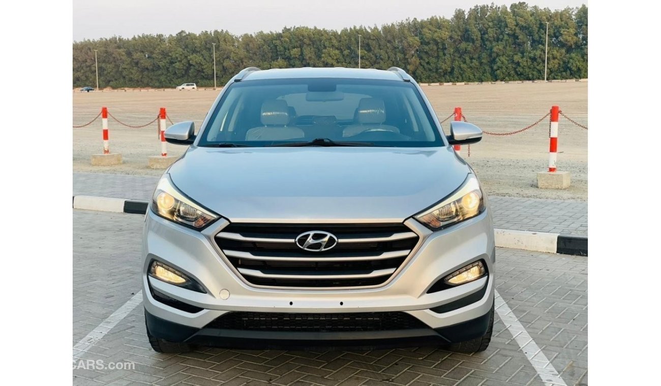 Hyundai Tucson SE