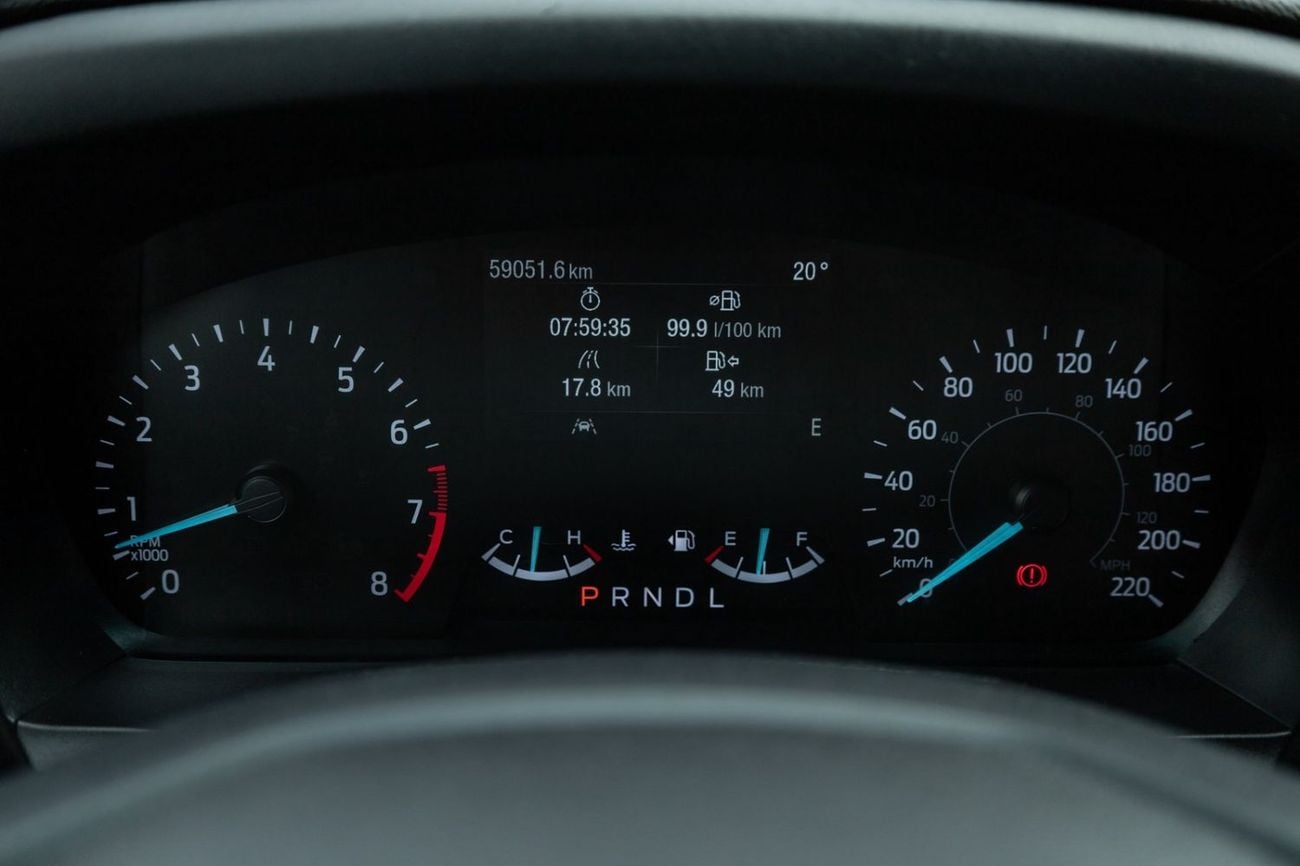 فورد إكسبلورر Base 100A 3.3L RWD