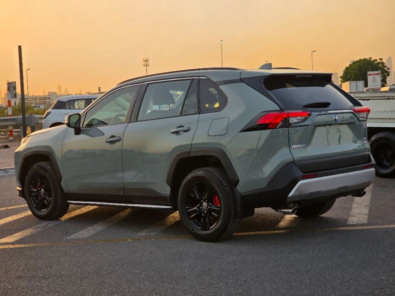 Toyota RAV4 2022 Model 2.5 Hybrid engine 4x4 and Push button