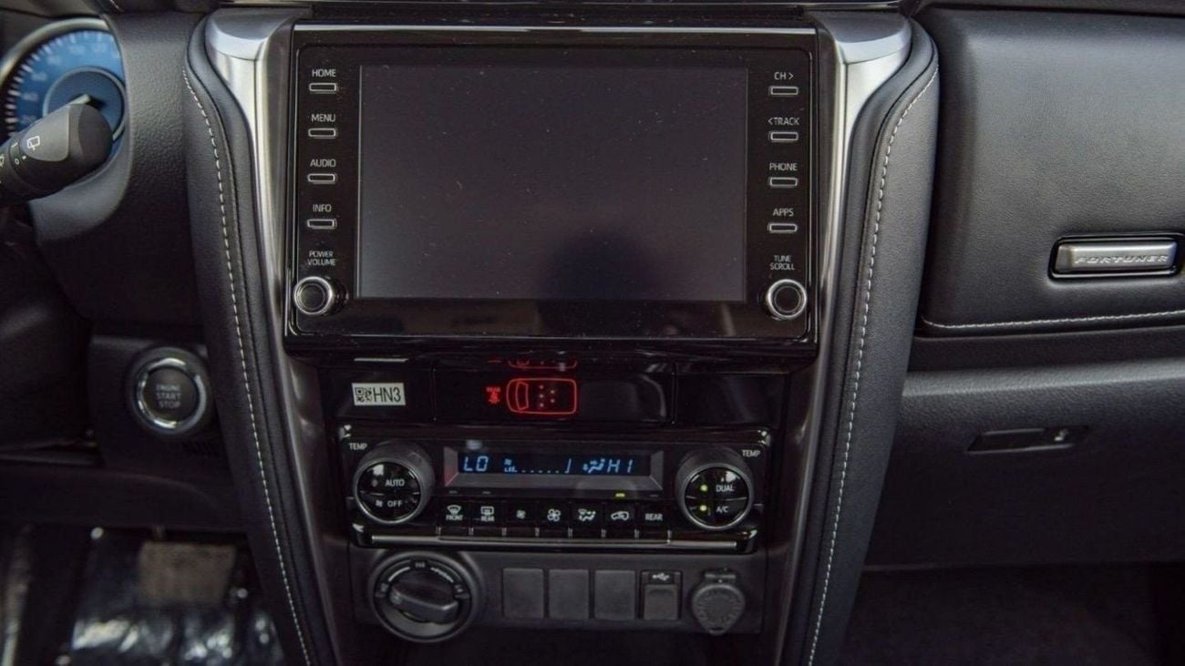 تويوتا فورتونر EXR Toyota Fortuner 2.4L Diesel V4 4x4 2024