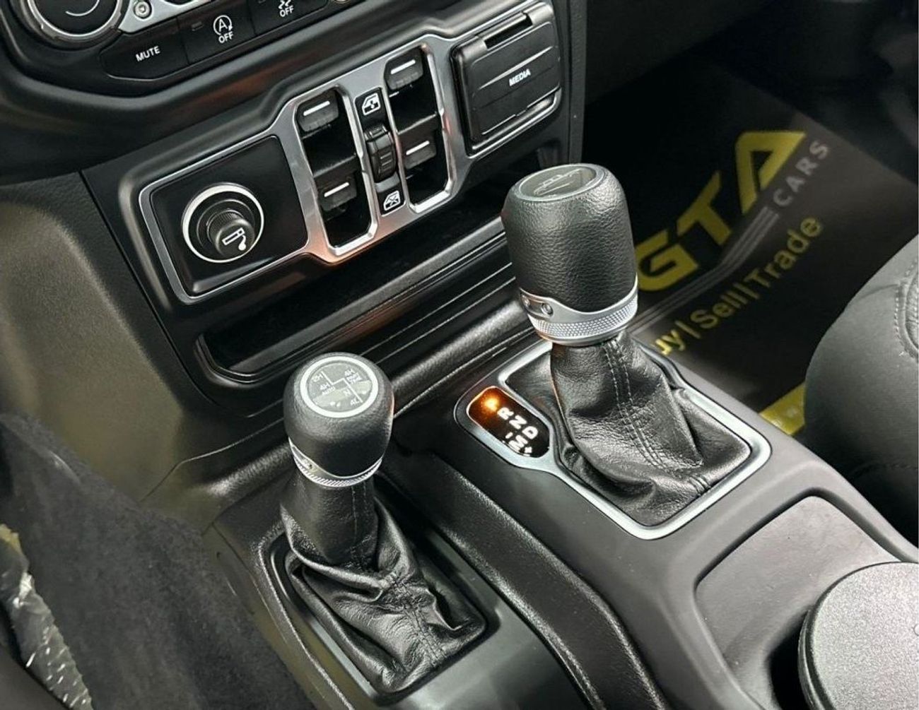 Jeep Gladiator 2021 Jeep Gladiator Sport, Mar 2027 Jeep Warranty, Full Jeep Service History, GCC