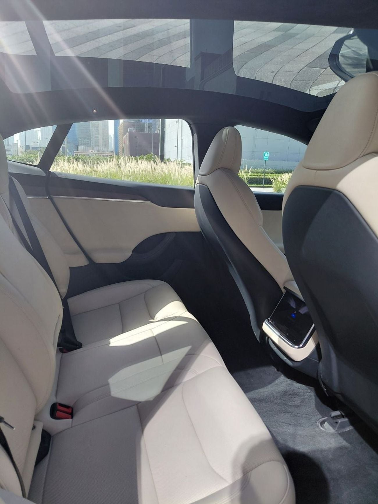 Tesla Model S LONG RANGE