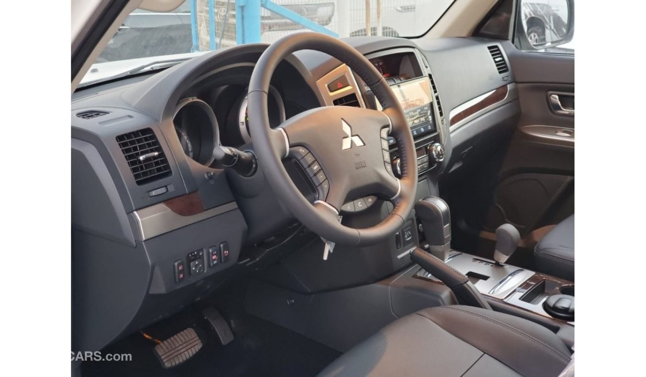 ميتسوبيشي باجيرو Mitsubishi Pajero GLS AT 3.0L V6 Gasoline 2022 Model