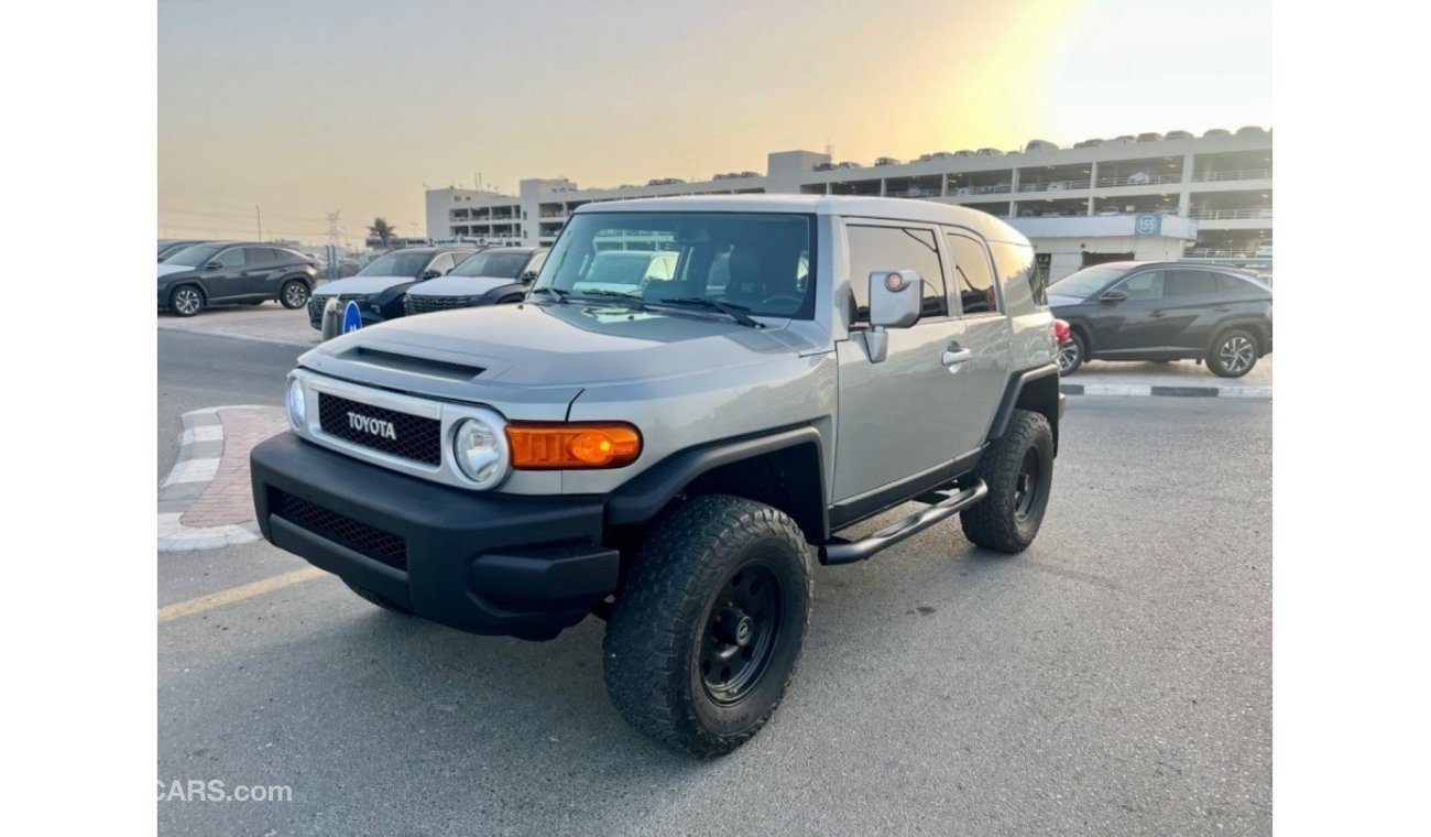 Toyota FJ Cruiser 2010 4x4 RUN AND DRIVE USA IMPORTED -- ONLY FOR EXPORT!!