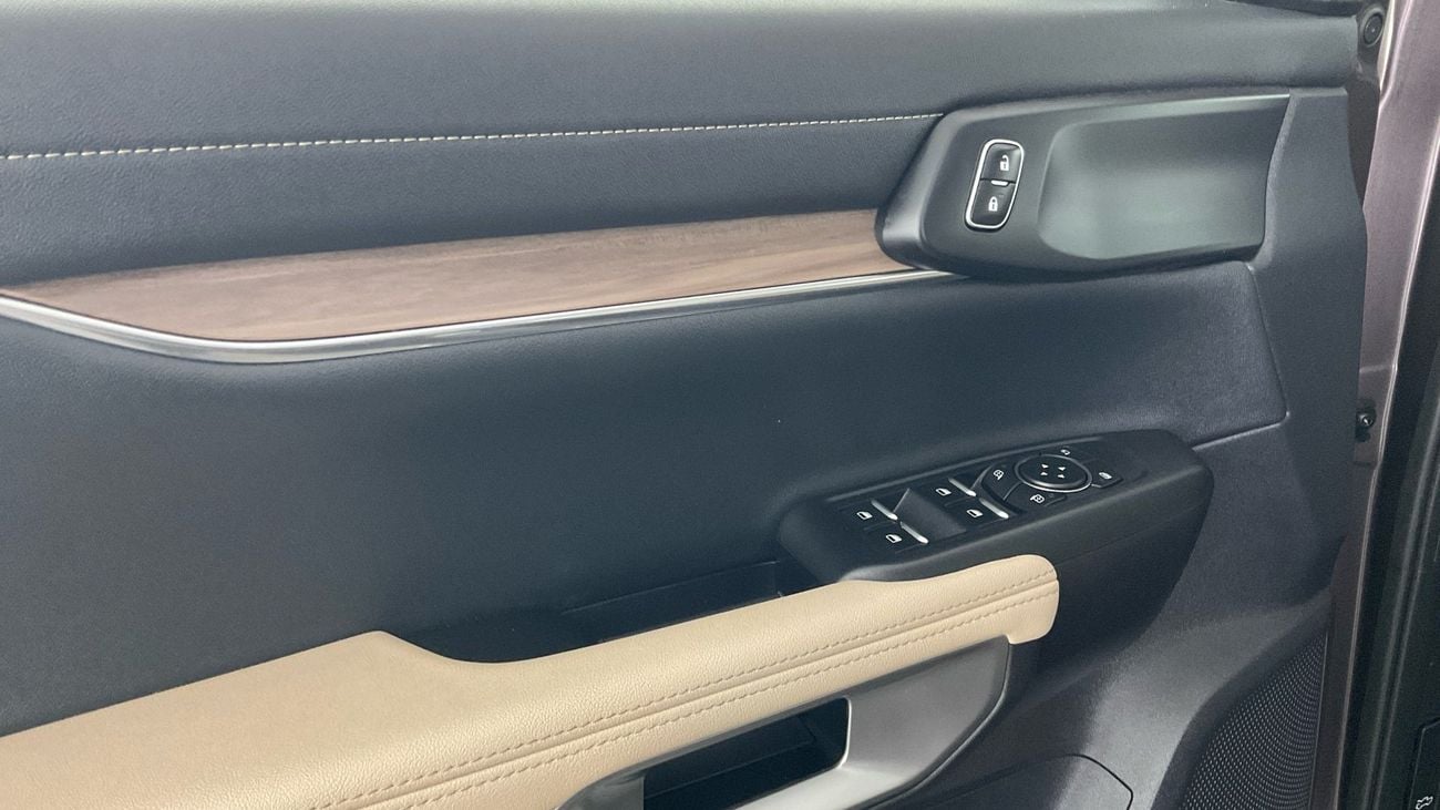 فورد ايفرست XLT | شامل الضمان | 0 ﺪﻔﻋﺓ ﺃﻮﻟﻯ