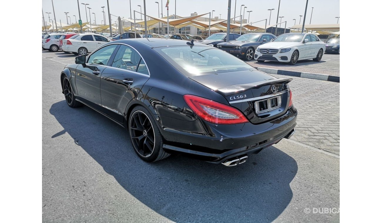 مرسيدس بنز CLS 500