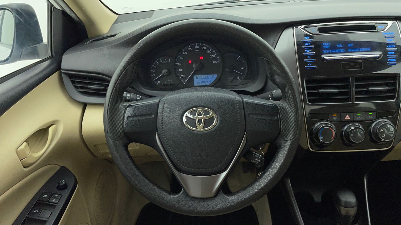 تويوتا يارس SE 1.5 | بدون دفعة مقدمة | اختبار قيادة مجاني للمنزل