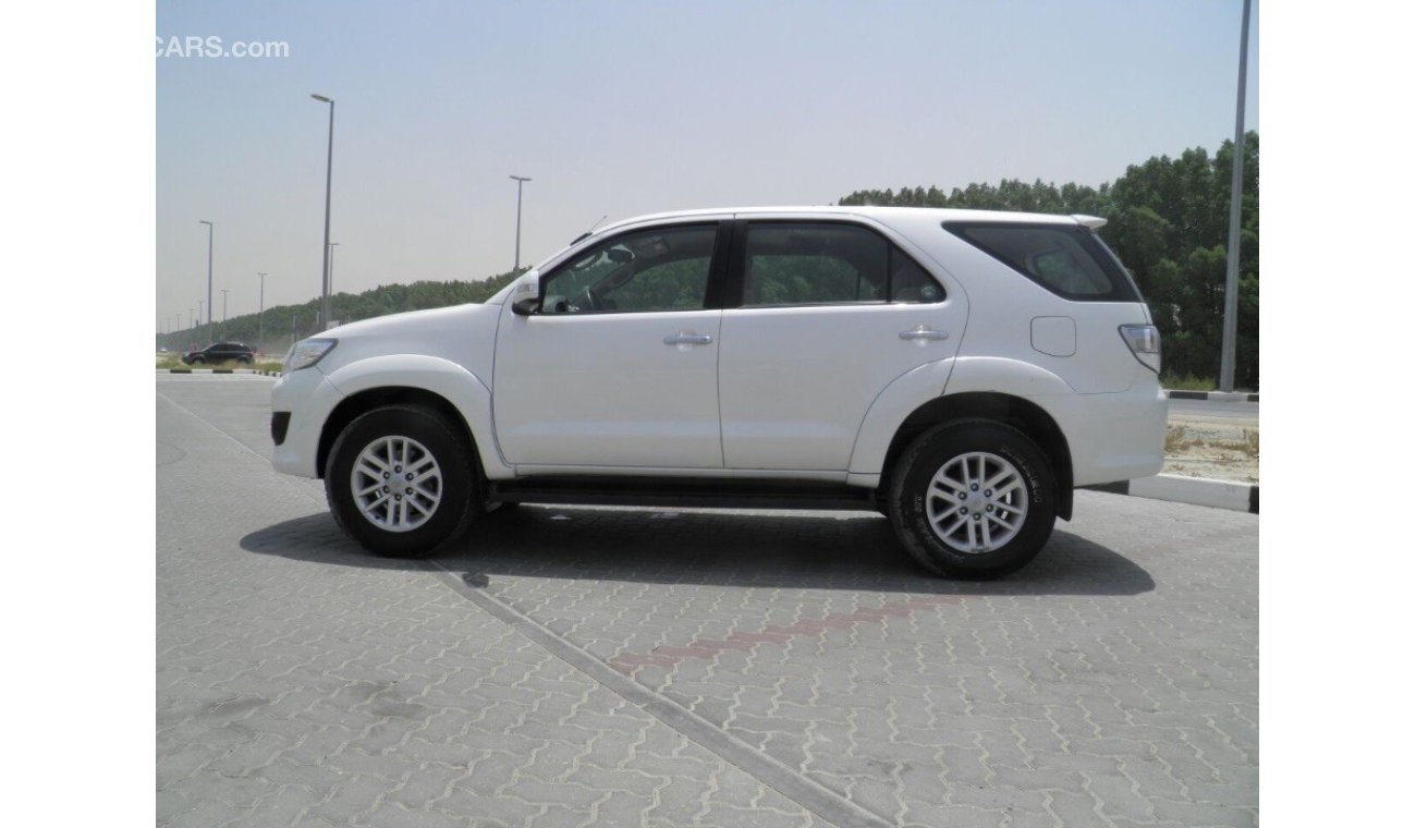 Toyota Fortuner 2013 V4