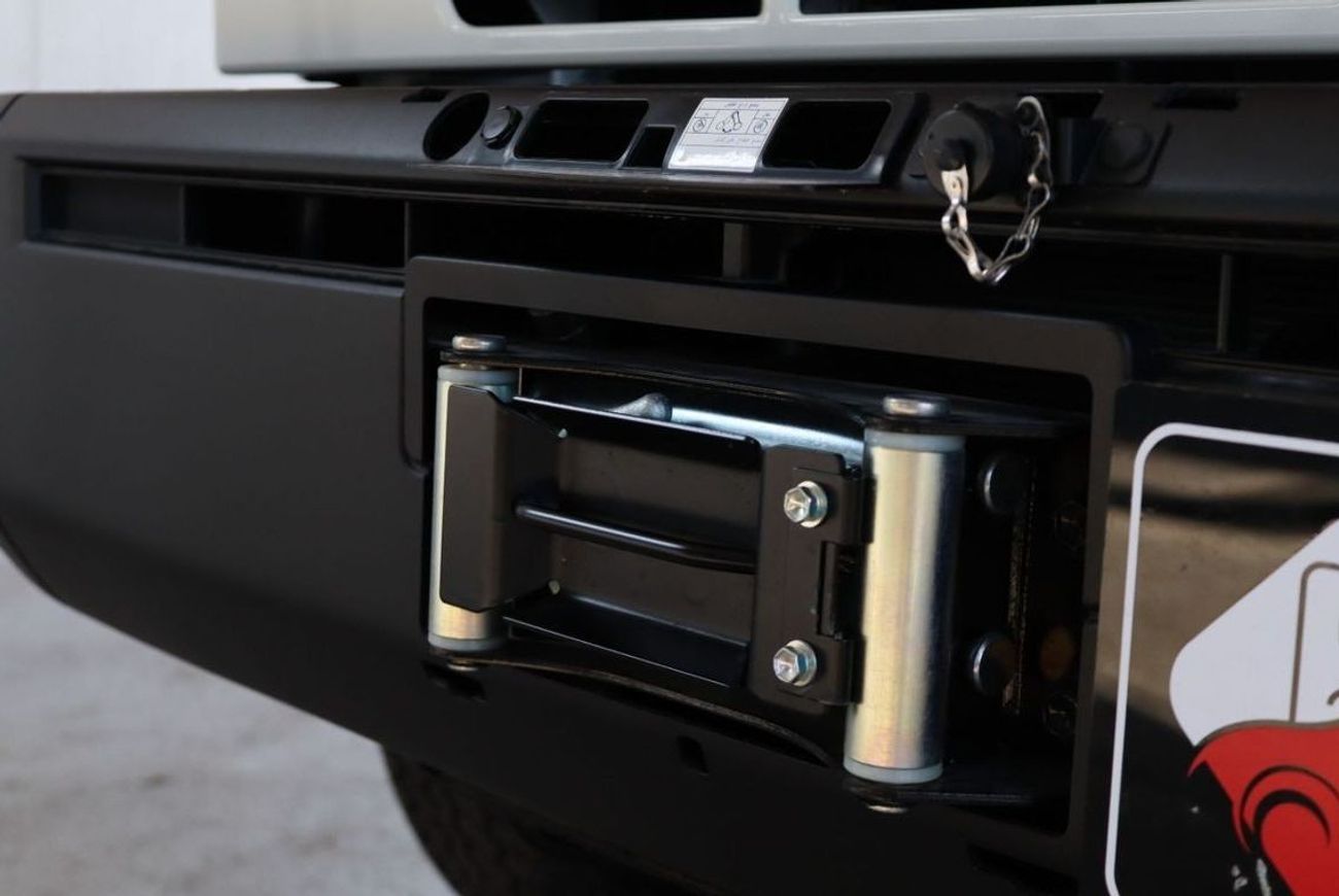 Toyota Land Cruiser GRJ 76 4.0 V6 A/T 40th anniversary **EXPORT ONLY**التصدير فقط خارج الخليج**