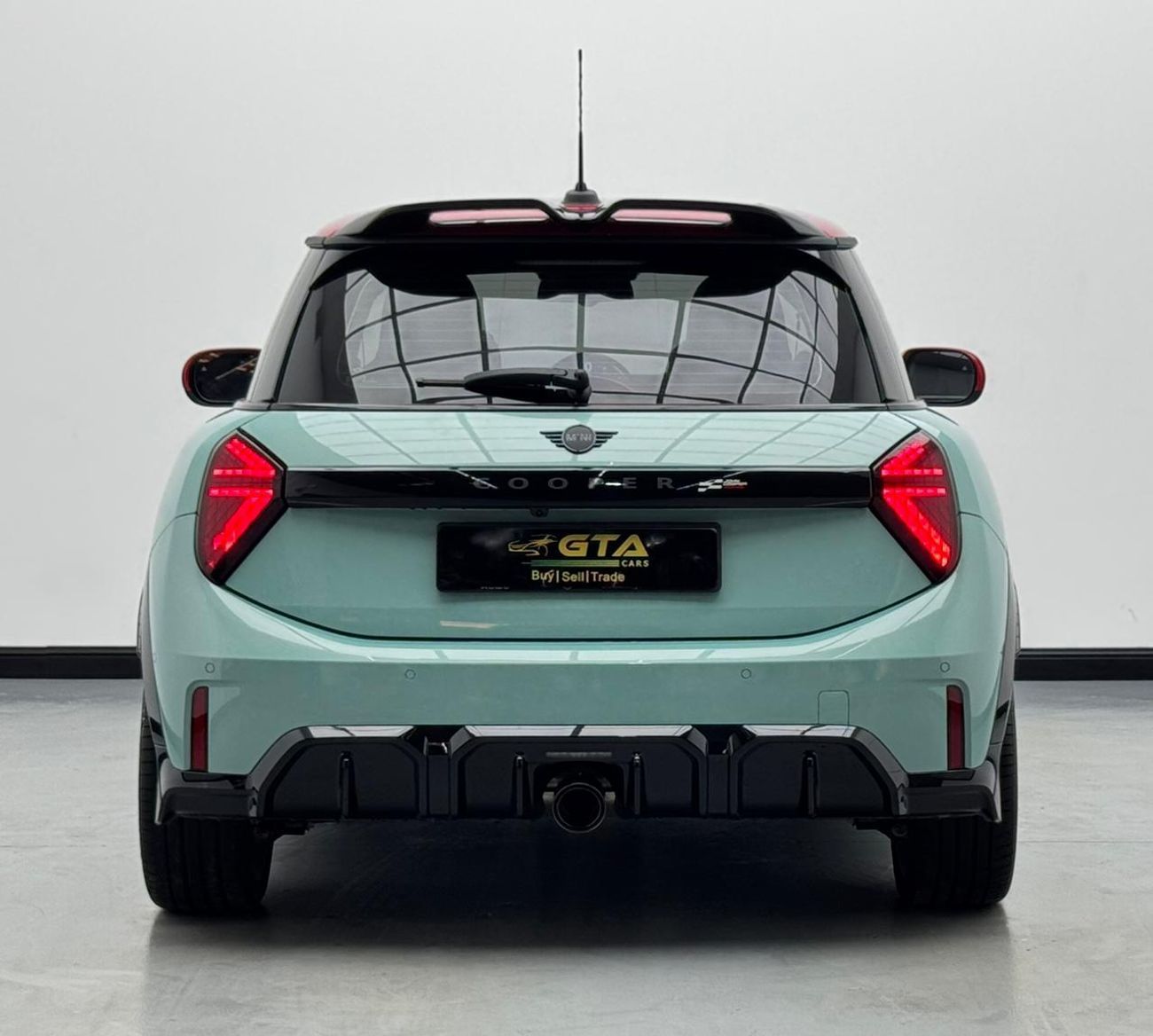 ميني جون كوبر 2025 Mini Cooper JCW, 2028 Mini Warranty and Service Pack, GCC