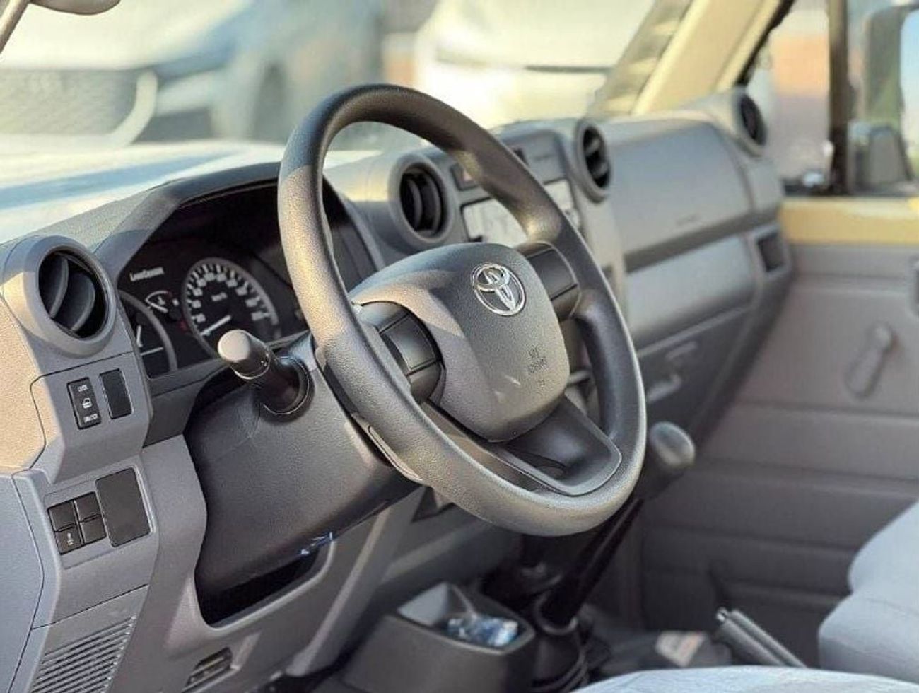 تويوتا لاند كروزر 70 LC78 4.5L V8 DSL M/T //2024// STD OPTION WITH POWER LOCK // SPECIAL OFFER // BY FORMULA AUTO // FOR