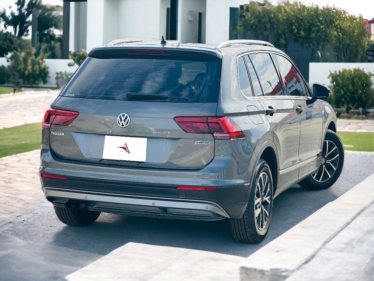Volkswagen Tiguan SE AED 990 PM | VOLKSWAGEN TIGUAN 4MOTION | GCC SPECS | ORIGNALL PAINT
