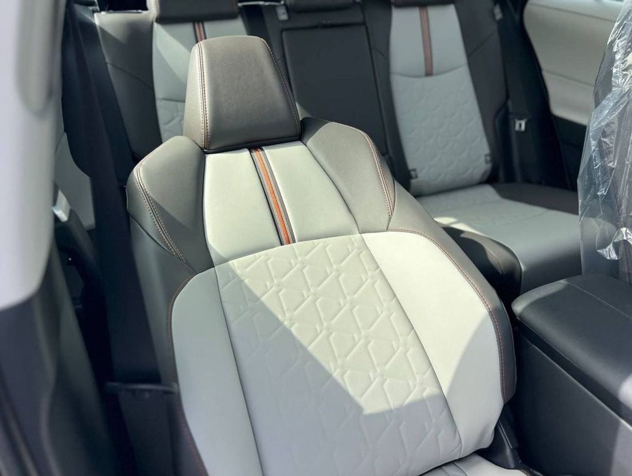 تويوتا راف ٤ ADVENTURE 2.5L 4WD PTR A/T // 2025 // FULL OPTION WITH PANORAMIC , LEATHER  & POWER SEATS // SPECIAL