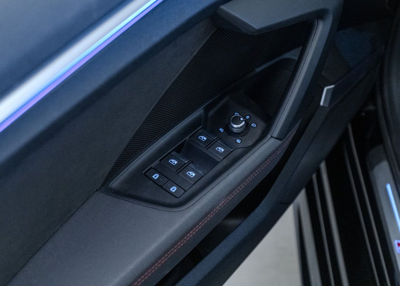 Audi RS3 TFSI quattro 2.5L Sportback 2023 Audi RS3 Quattro, Fully Loaded, Excellent Condition, European Specs