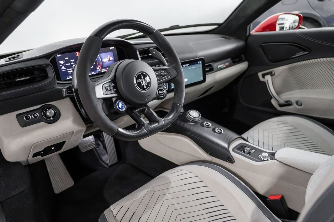 مازيراتي MC20 تشيلو 2023 Maserati MC20 Cielo Spyder / Carbon Body / Japanese Spec