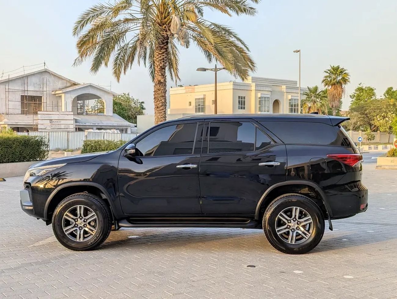 Toyota Fortuner EXR - GCC Specs - Original Paint Low Mileage Accident Free