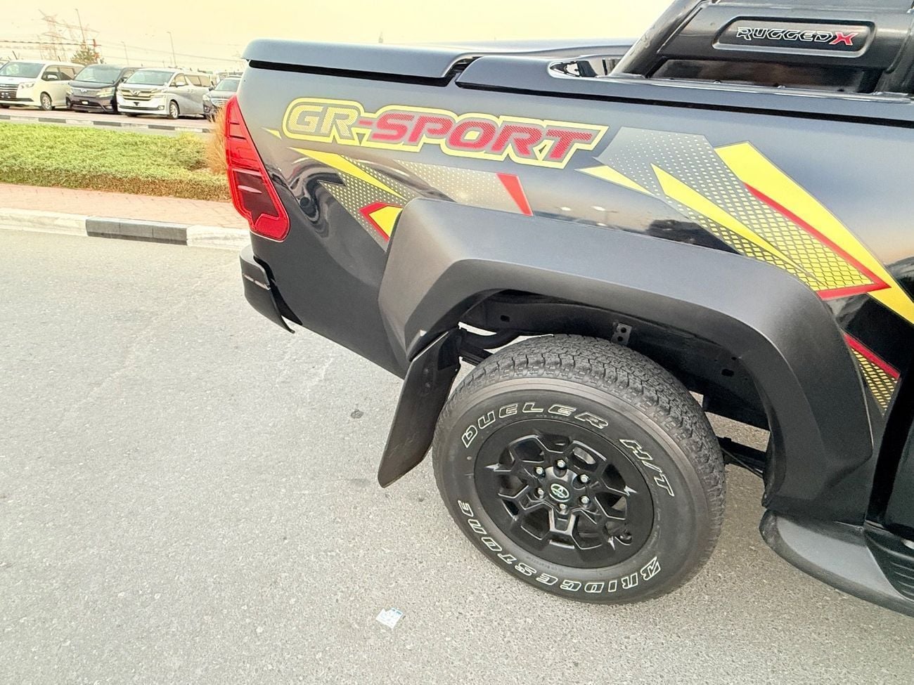 تويوتا هيلوكس GR SPORT