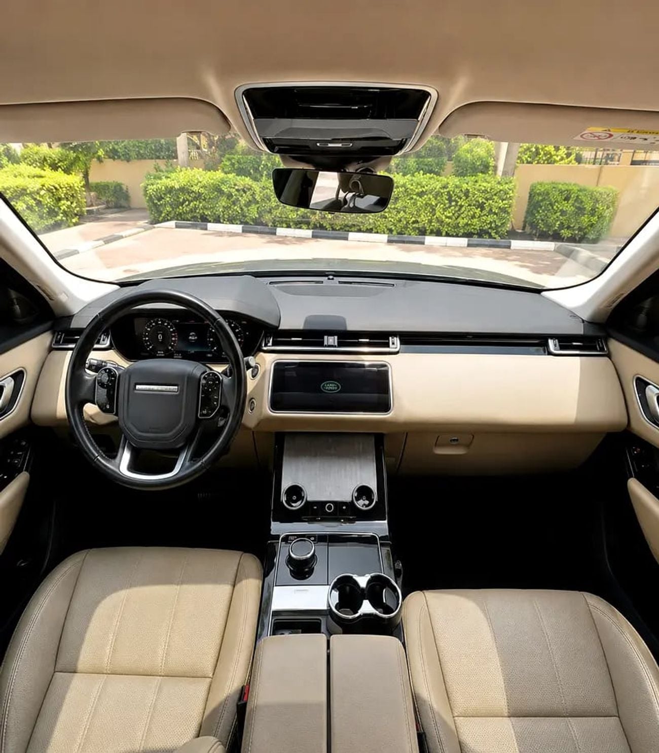 Land Rover Range Rover Velar P250 Stunning P250 S | GCC Specs | Low Mileage