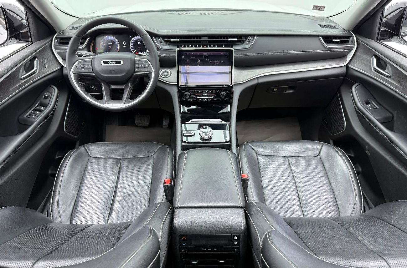 جيب جراند شيروكي L Limited 3.6L 2023 Jeep Grand Cherokee L Limited, Warranty, Full Jeep Service History, Excellent Co