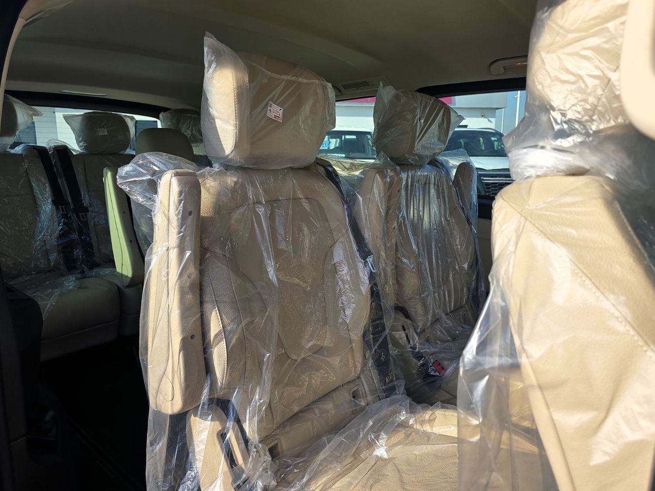 مرسيدس بنز فيتو Mercedes-Benz Vition o Bussines Edit 2.0l 9 Seats black color 2025 model