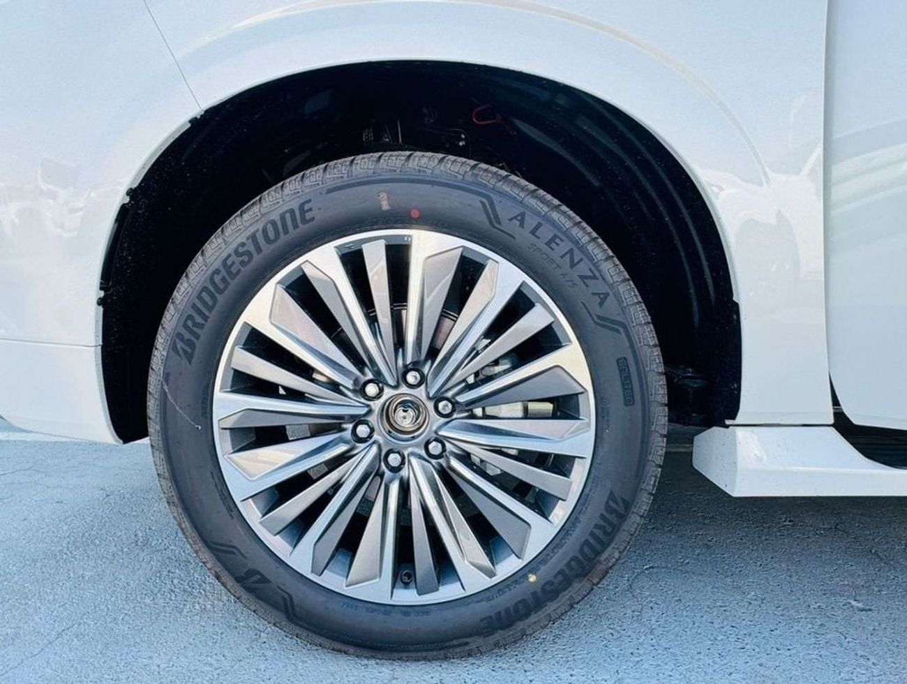 Infiniti QX80 Full option