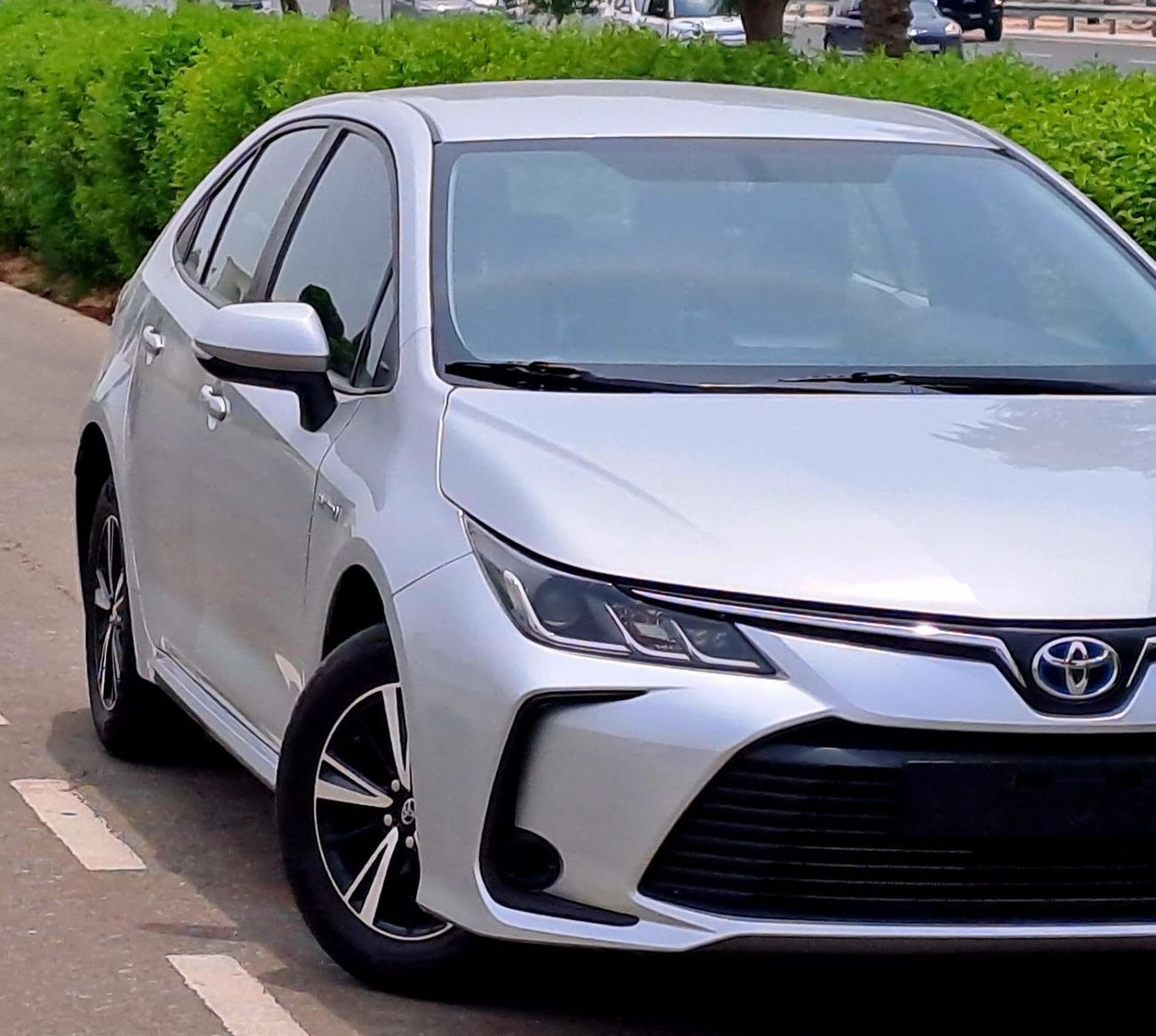 Toyota Corolla XLI Executive Hybrid 930-Monthly l GCC l Hybrid, Cruise, Camera l Accident Free