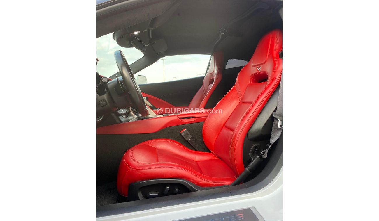 Chevrolet Corvette Z51 CHEVROLET CORVETTE C7 GCC 2014 FULL OPTION