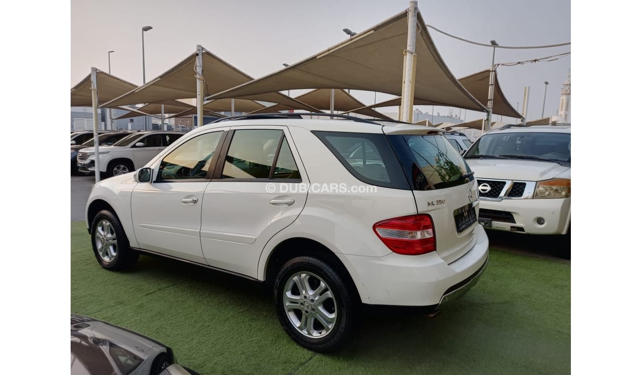 مرسيدس بنز ML 350 موديل 2006 خليجى فتحة مثبت سرعة تحكم رنجات حساسات جلد كرسى كهرباء مرايا كهرباء بحالة ممتازة