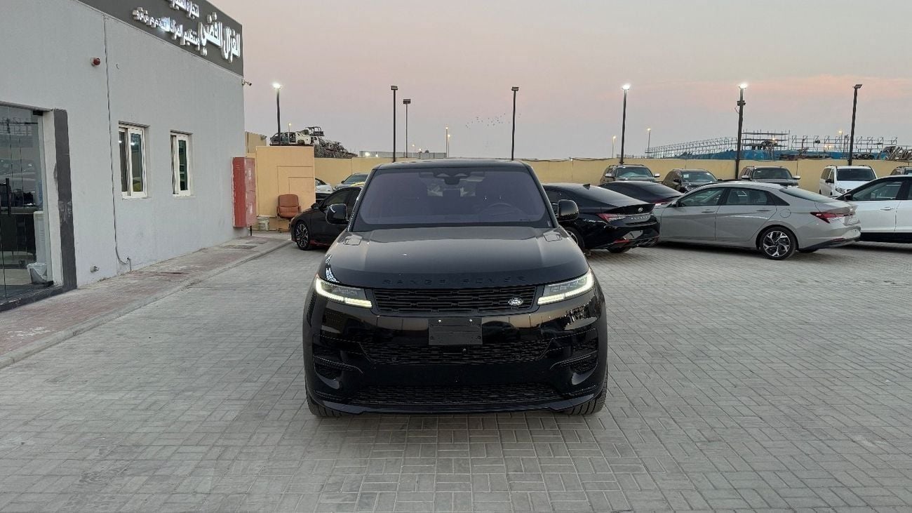 Land Rover Range Rover Sport SE P530 4.4L SE First Edition P530 4.4L