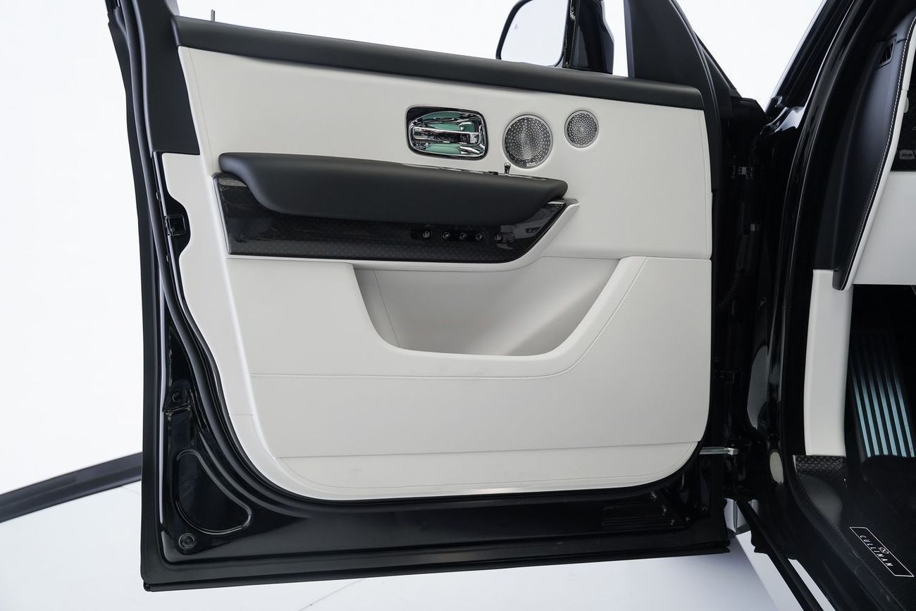 Rolls-Royce Cullinan Rolls Royce Cullinan Black Badge Series 2