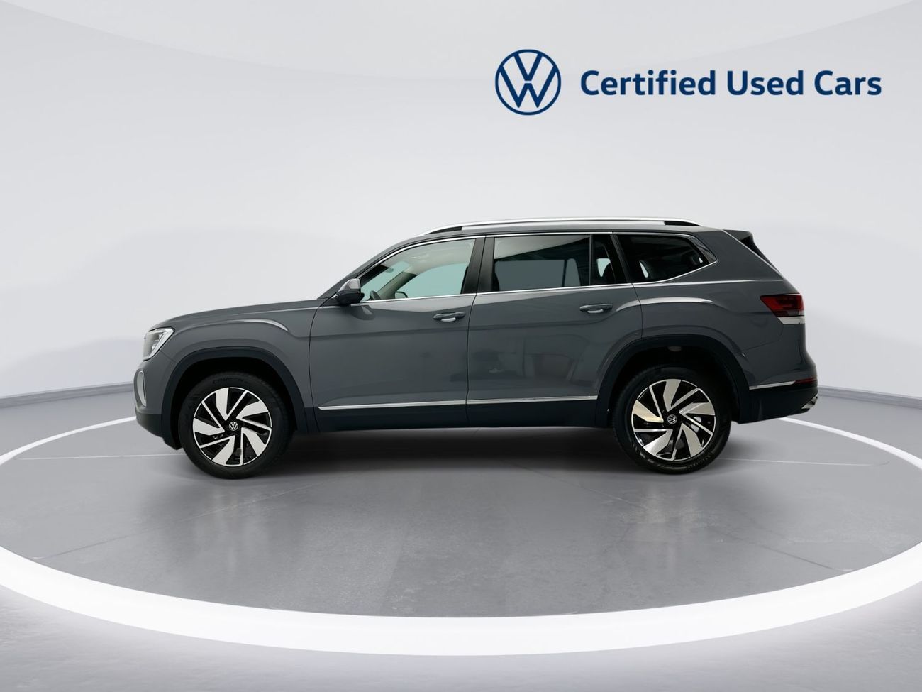 Volkswagen Teramont Comfortline 3.6L Comfortline 2.0 (Ref#53632) - 34,100 AED SAVINGS from New Car