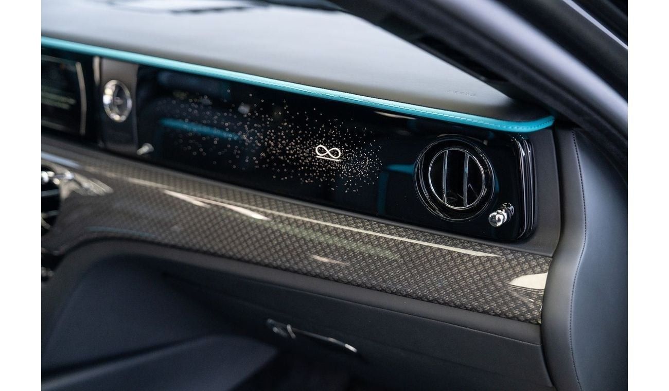 رولز رويس جوست Black Badge 6.6L