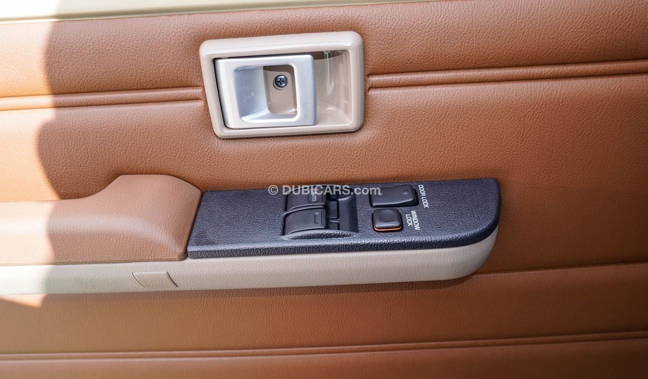 Toyota Land Cruiser 70