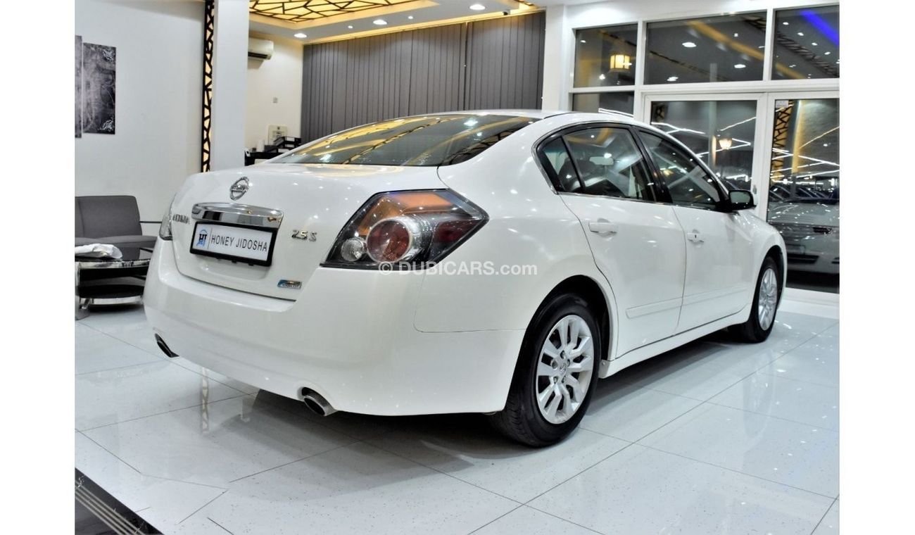 Nissan Altima EXCELLENT DEAL for our Nissan Altima 2.5 S ( 2012 Model ) in White Color GCC Specs