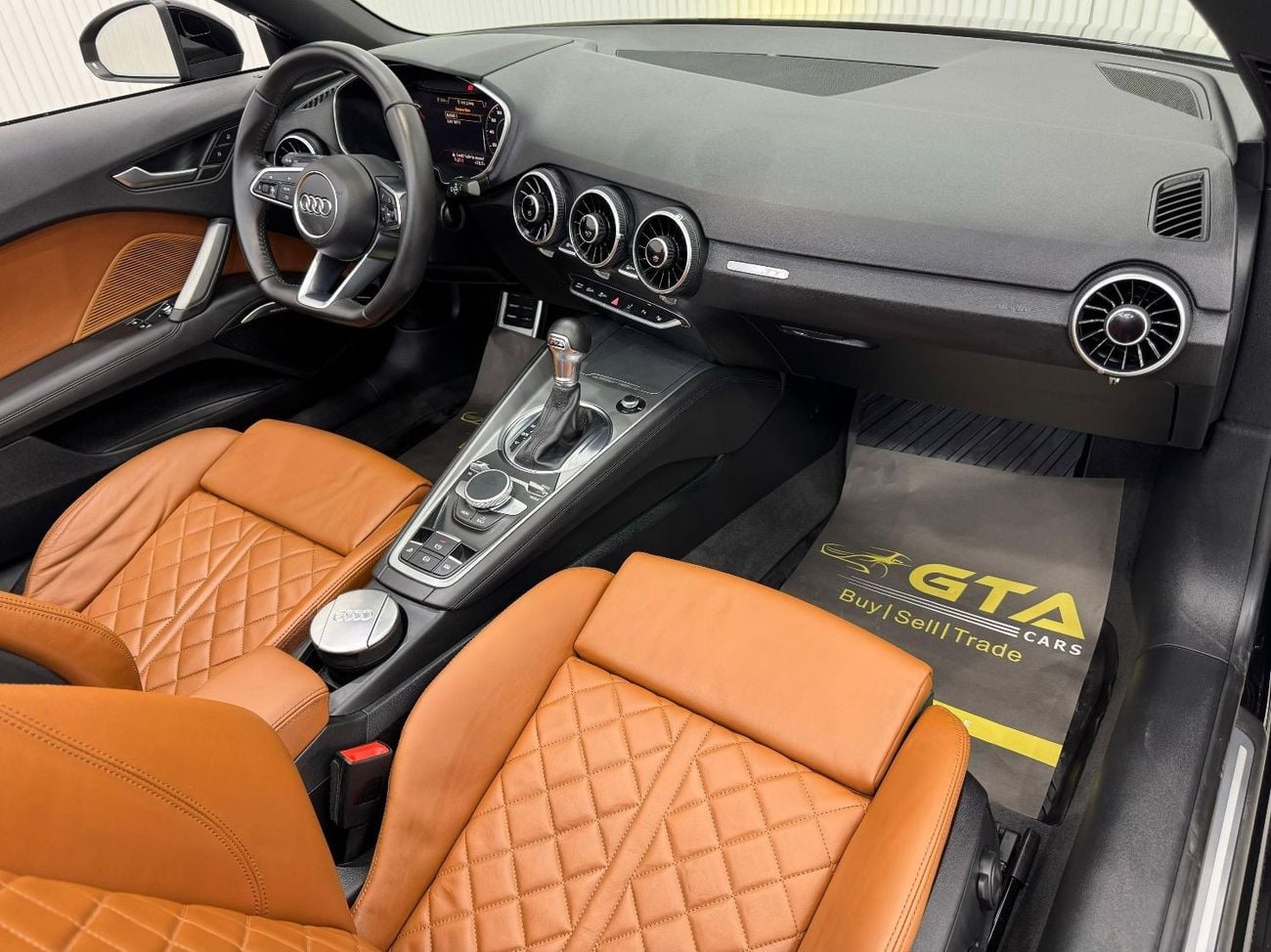 Audi TT 45 TFSI S Line Style Package 2.0L 2016 Audi TT 45TFSI S-Line Roadster, Full Service History, Excelle