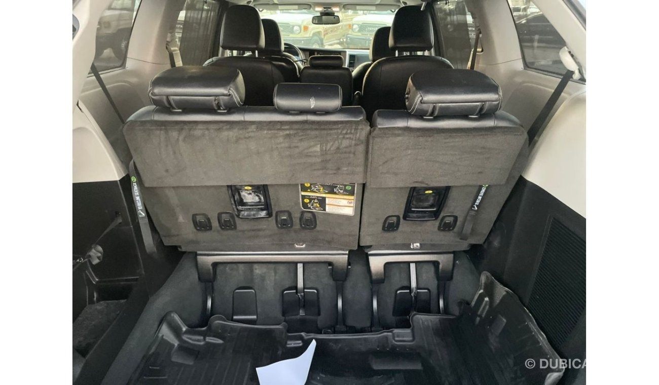 تويوتا سيينا 2019 Toyota Sienna SE Special Edition - Full Option Automatic - 7 Seater - 3 Keys - UAE PASS