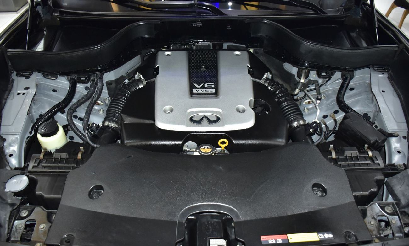 Infiniti QX70 EXCELLENT DEAL for our Infiniti QX70 ( 2020 Model ) in Silver Color GCC Specs