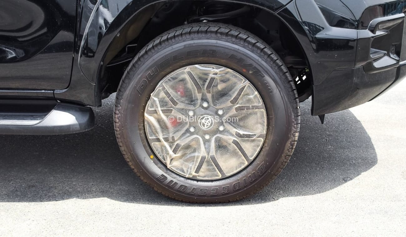 تويوتا هيلوكس GR Sport 4.0 L V6