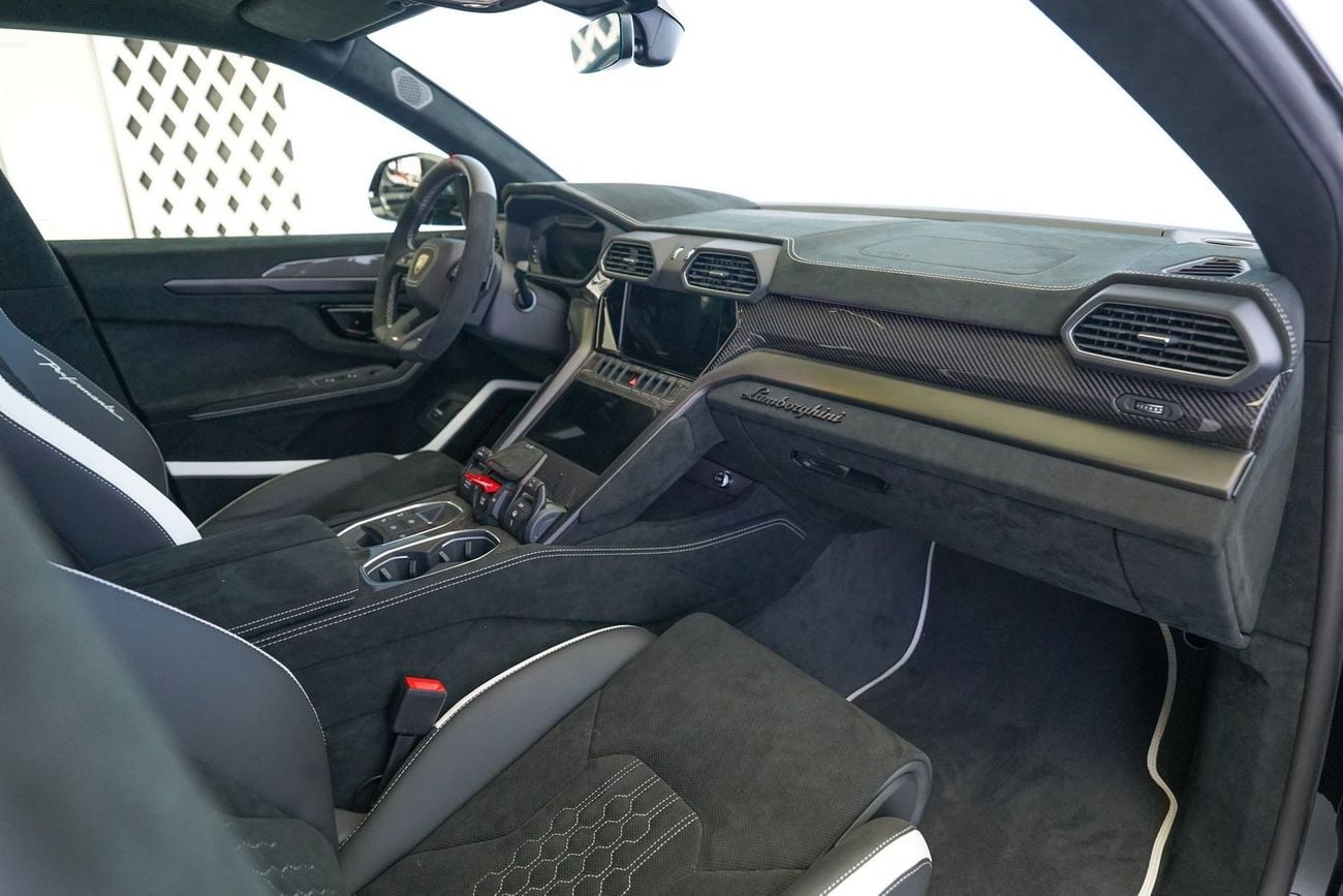 Lamborghini Urus 4.0T V8 Performante