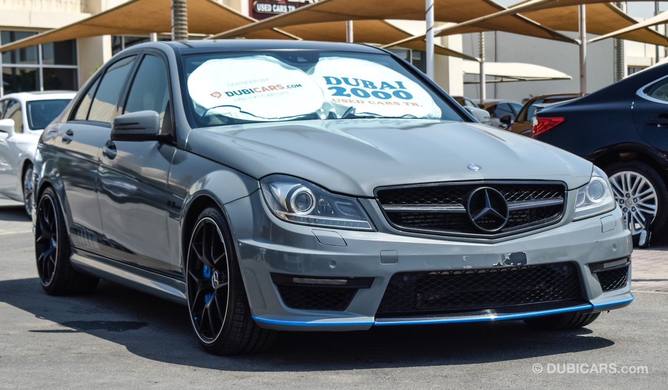 Mercedes-Benz C 63 AMG