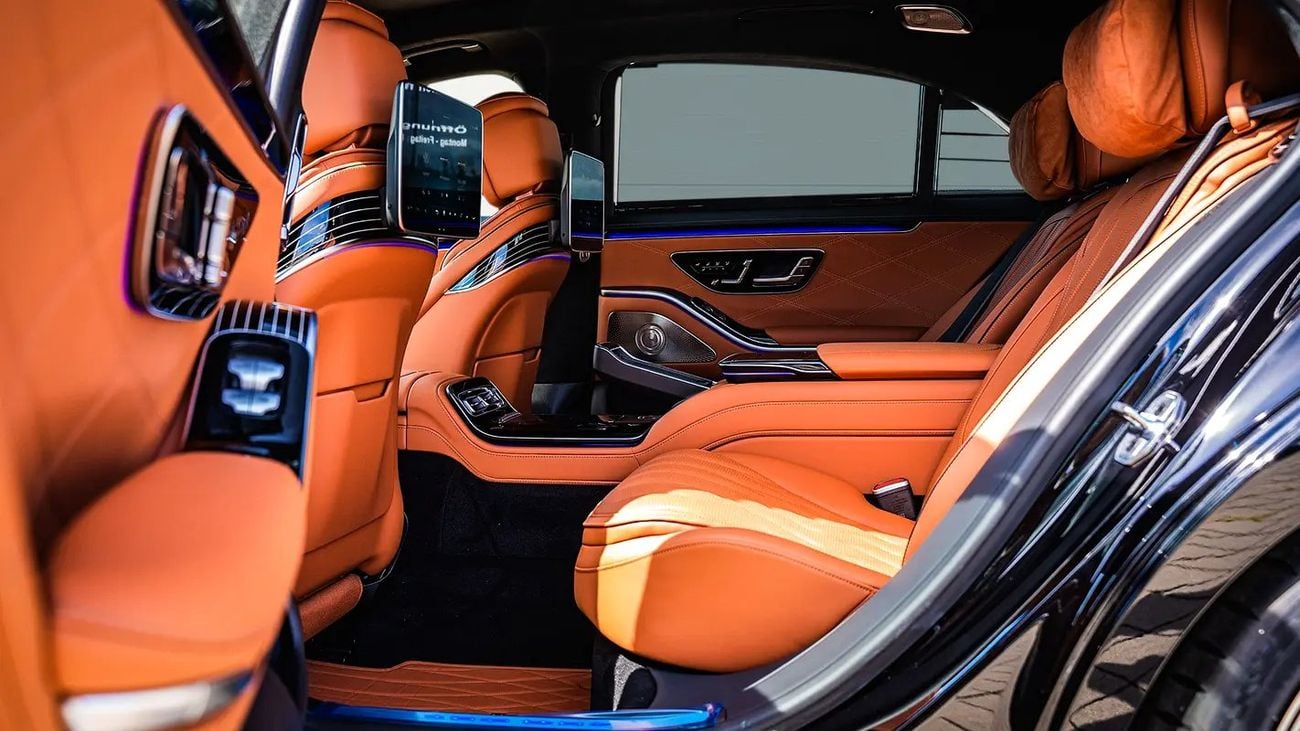 Mercedes-Benz S 63 AMG S63 AMG BRABUS B930 BLACK/BROWN +4SEATS+4D