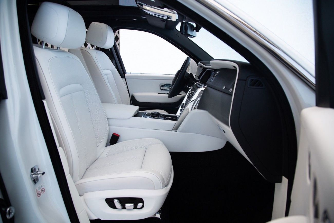Rolls Royce Cullinan STD
