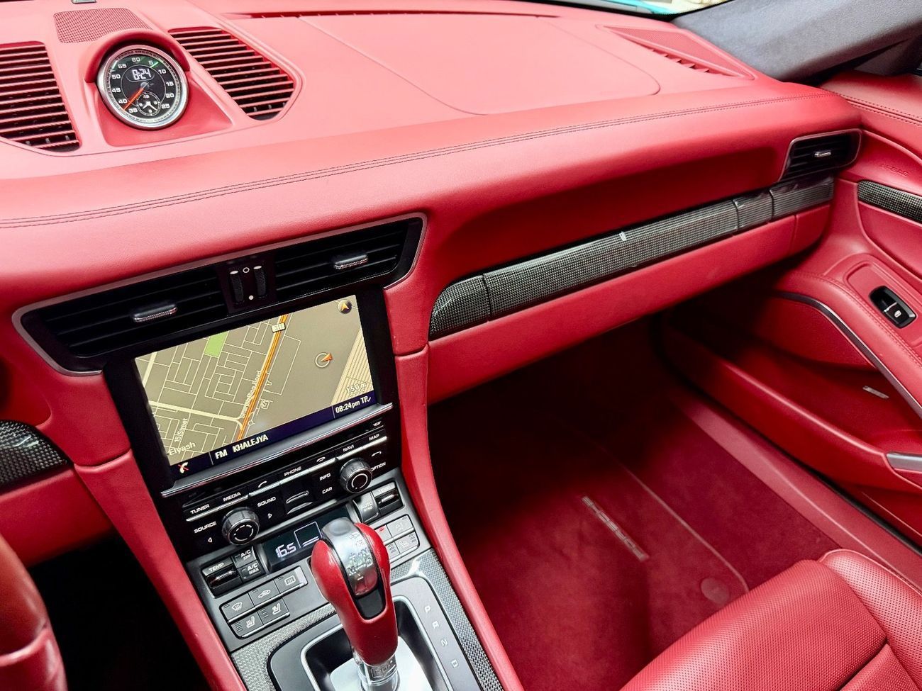 Porsche 911 Turbo S 3.8L (530 HP) Coupe