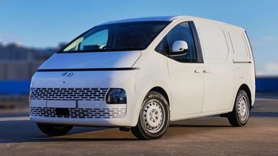 Hyundai Staria 3.5L Cargo Van | 5 Door | Automatic Transmission | Zero KM