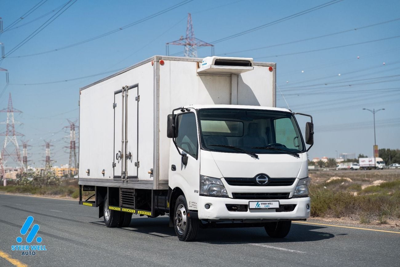 هينو 300 2020 Hino 300 916 4.0L Diesel Manual | Long Chassis Chiller Box | GCC Specs