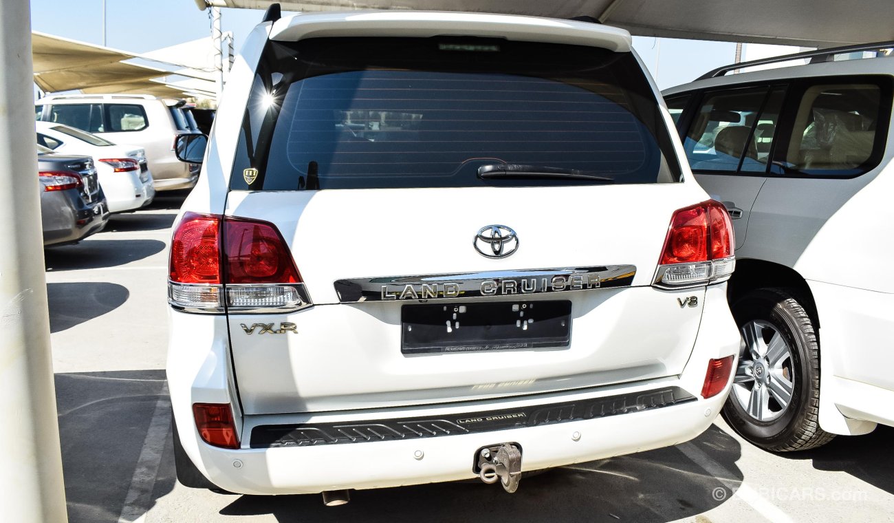 Toyota Land Cruiser VX V8 4,7