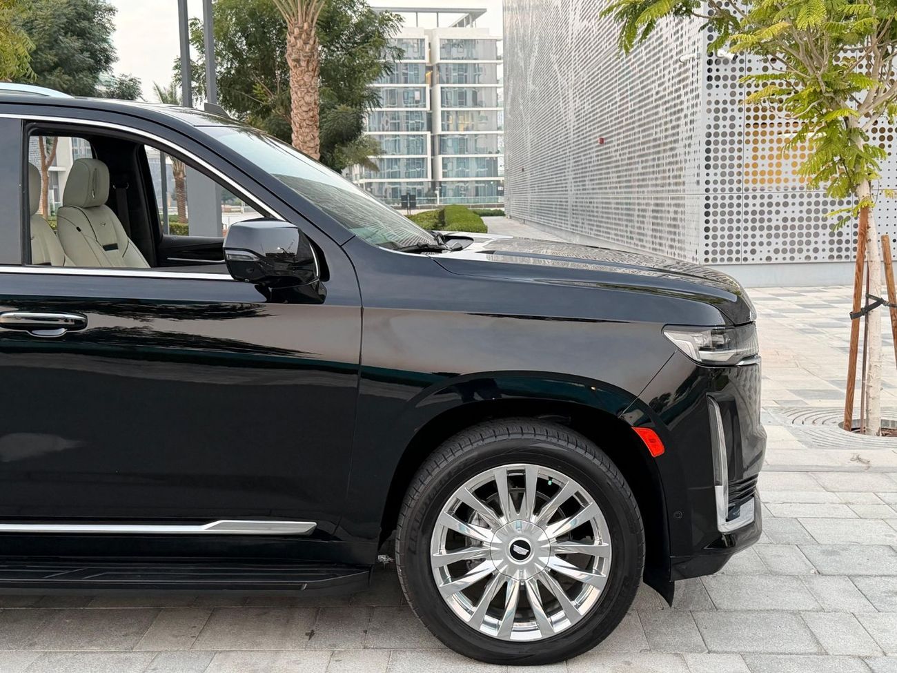 كاديلاك إسكالاد Premium Luxury 6.2L 4WD