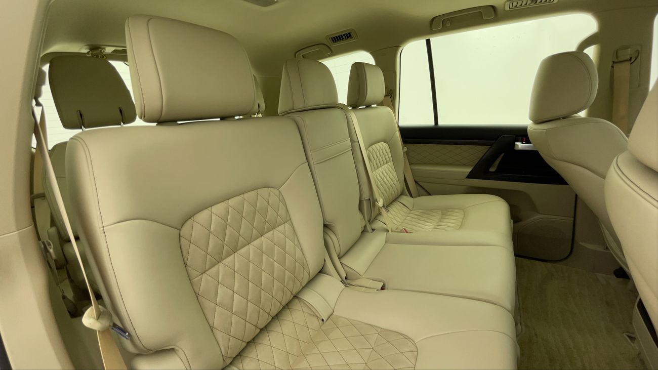 تويوتا لاند كروزر GXR GT 4 | بدون دفعة مقدمة | اختبار القيادة في المنزل